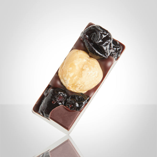 Bonbon mendiant cassis-noisette-cassis de l'Instant Cacao