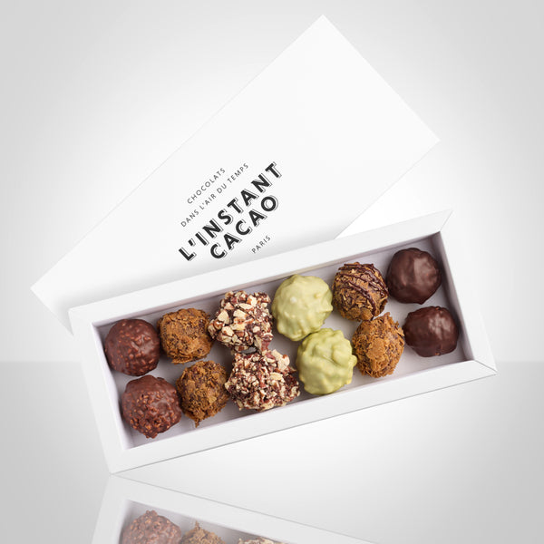 Boite de 5 rochers de Noël: noisette noir, noisette lait, pistache, physalis-pécan et céréales-feuilletine 